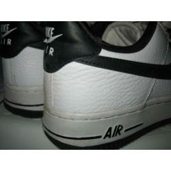 NIKE AIR FORCE ONE wit met zwart sneakers mt 38