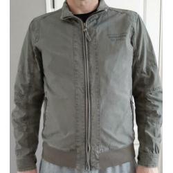 Te koop Silver Creek zomerjas XXL.Maar valt als een XL.