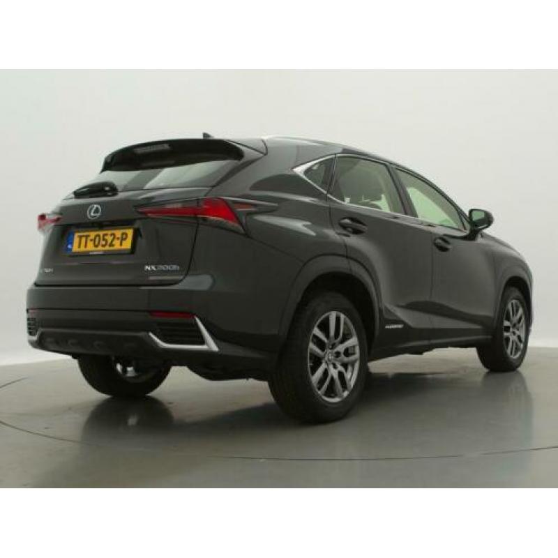 Lexus NX 300h AWD Business Line | Lederen bekleding | Adapti