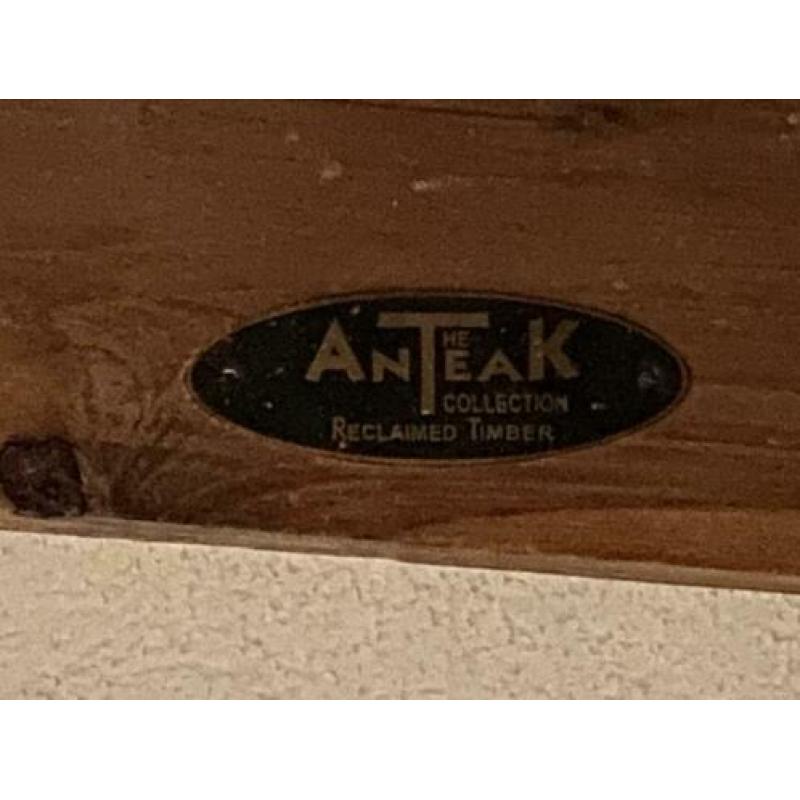 Oude teak salon tafel.