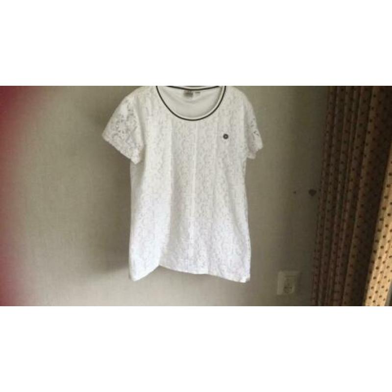 Wit zomer shirt maat 16. 176.