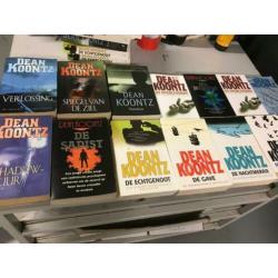 T.K. nog 44 Boeken en pockets van Dean Koonts zie lijst
