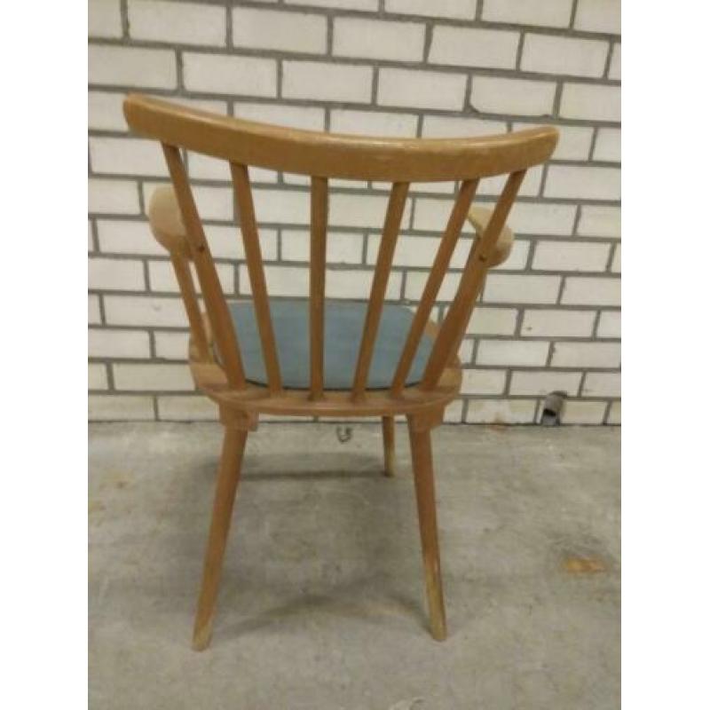Vintage / oude spijlenstoel/ stoel hout