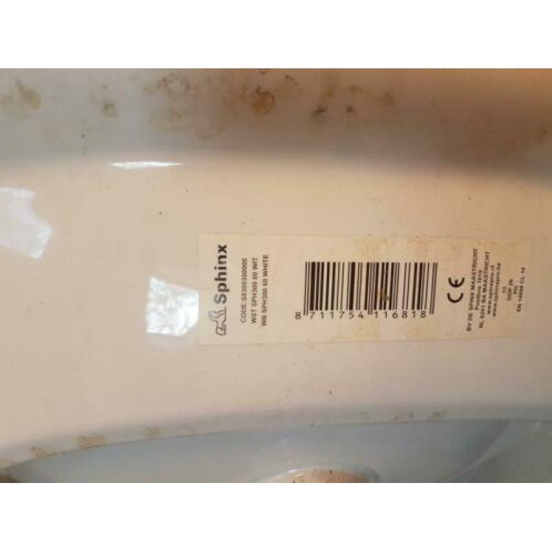 Wastafel 60cm compleet met kraan