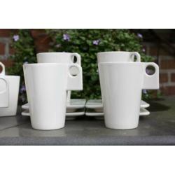 Royal Boch kop en schotels fraai strak design suiker en melk
