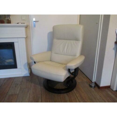 nieuwstaat Stressless Atlantic comfort fauteuil creme leder