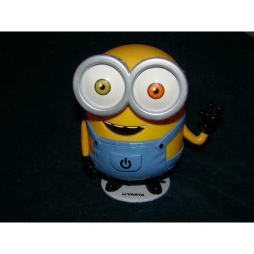minion nachtlamp 3 standen 17 cm hoog nieuw