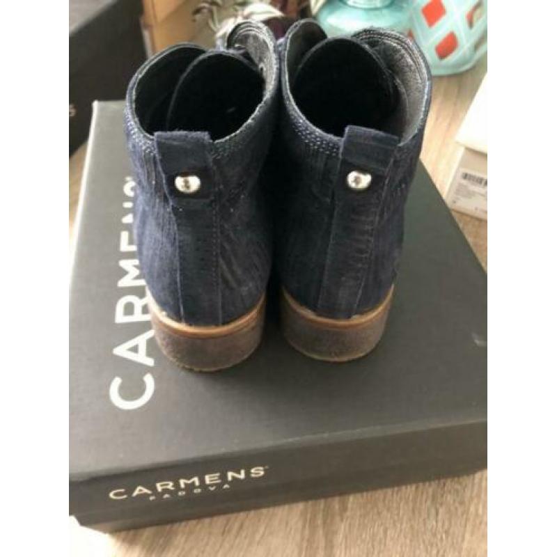 Carmens veter schoen mt 38 blauw.