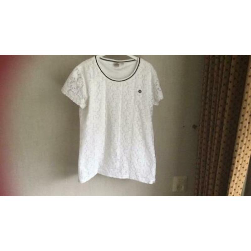 Wit zomer shirt maat 16. 176.