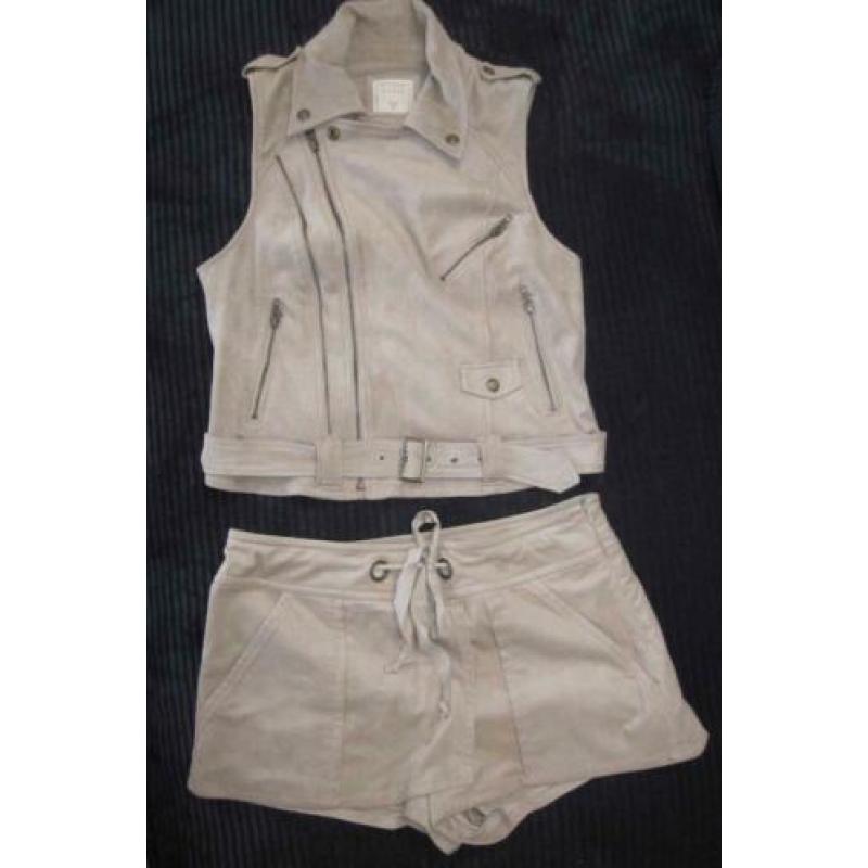 Mooie set GUESS maat M