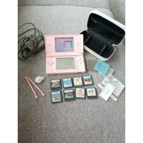 Nintendo DS Lite Roze met 8 spellen en accessoires