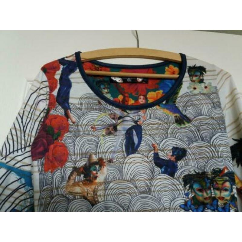 Desigual jurk circ du soleil maat xl valt als 42