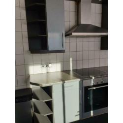 Keuken tekoop