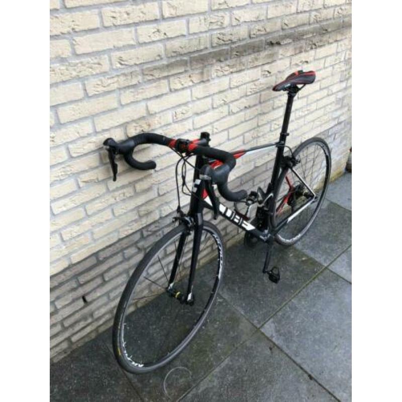 Cube Attain GTC carbon racefiets shimano 105, 60cm
