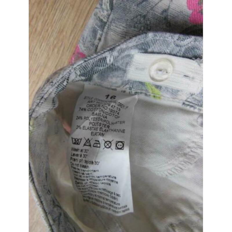 Cars broek met bloemen en vogels maat 16 0f 36
