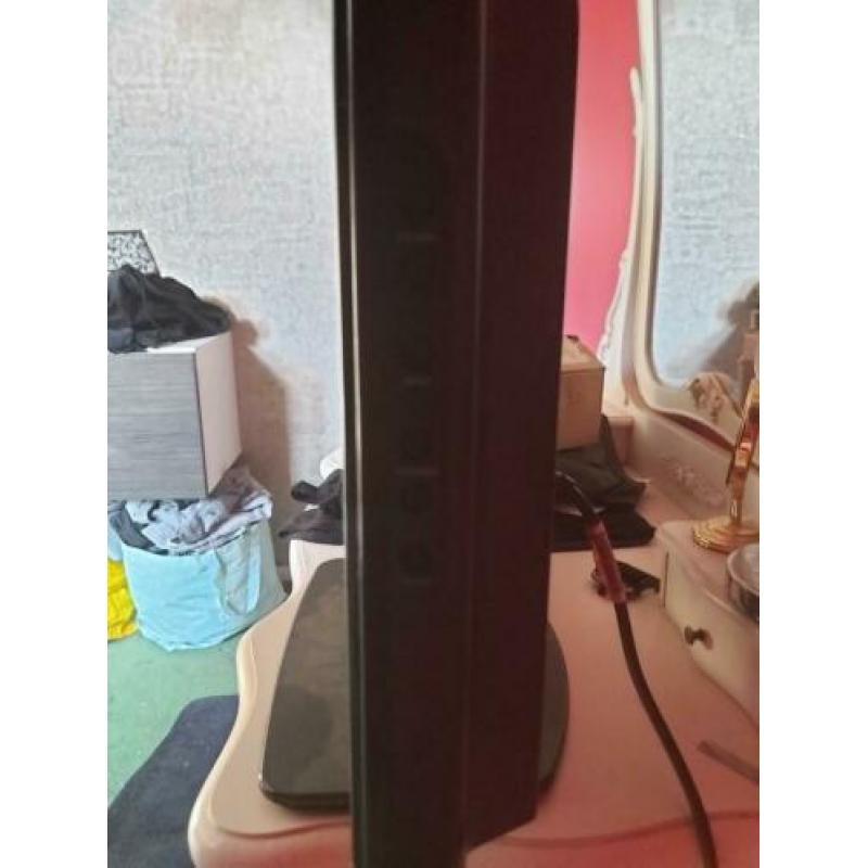 Philips TV zonder afstand bediening werkt naar behoren