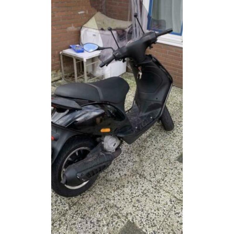 Aprilia SR / Gilera runner 180cc uitlaat