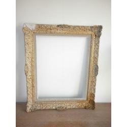 kader in gips - te restaureren 66x55/49x38 cm