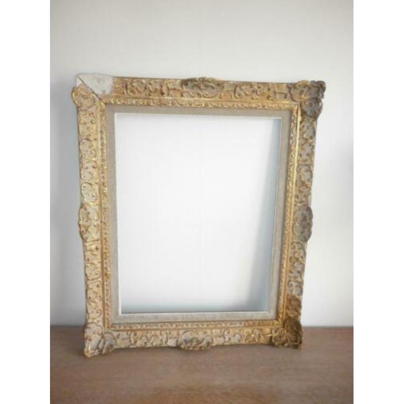 kader in gips - te restaureren 66x55/49x38 cm