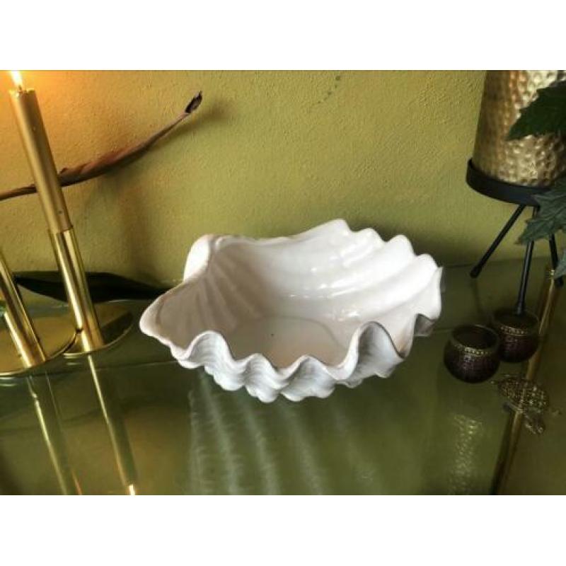 Vintage bloempot schaal schelp