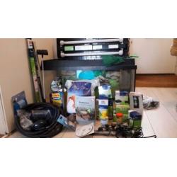 Aquarium met pomp