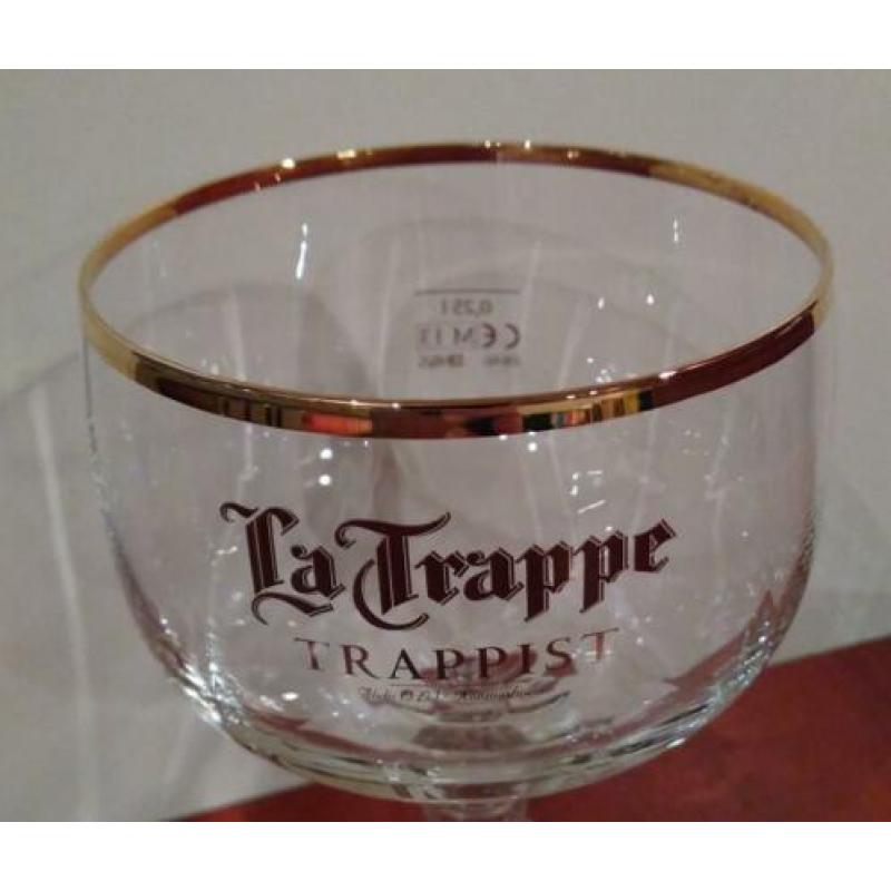 La Trappe glazen (prior bokaal) 25cl. (I)