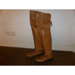 Dolce and Gabanna overknee laarzen leer cognac bruin