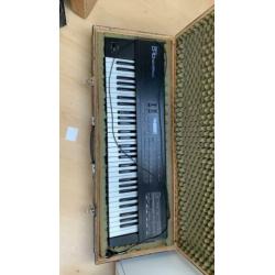 Roland D10 vintage mutitimbral synth met LA synthese