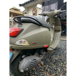 Vespa S Snor ARMY green