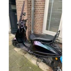 Vespa S Cameleon parelmoer 4t