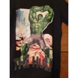 Leuk zwart kindershirt met de Hulk van Marvel H&M maat