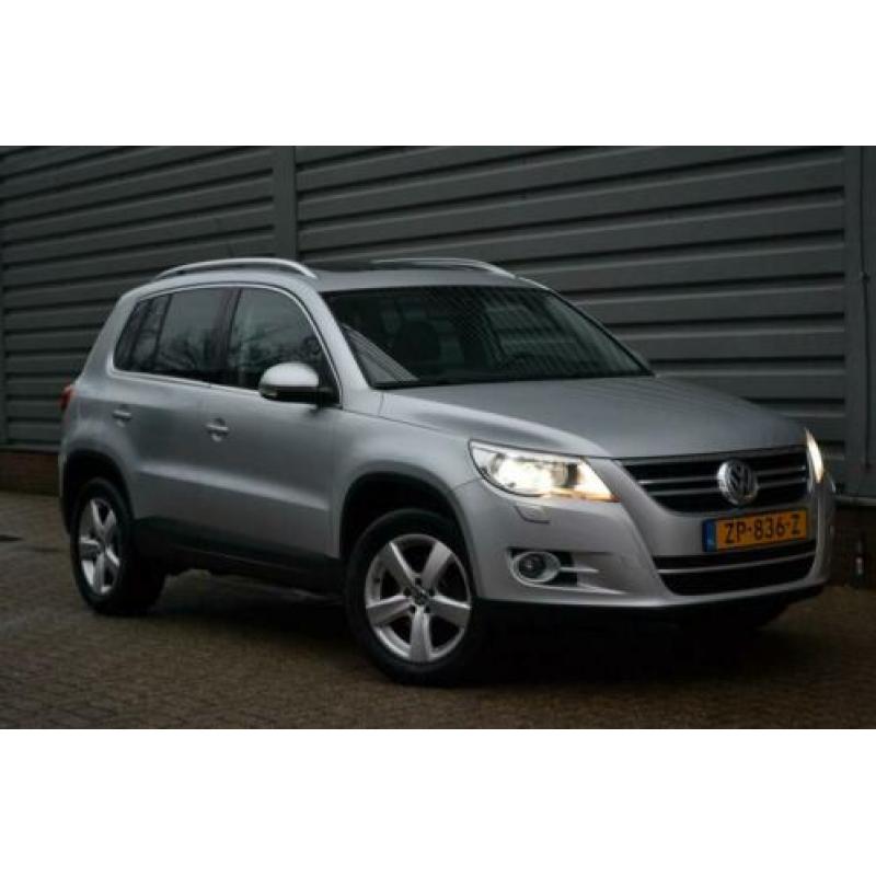 Volkswagen Tiguan 2.0 TSI Sport&Style 4Motion Leder Panorama