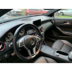 Mercedes A-Klasse A250 2.0 Sport - NL Auto - Kleurenscherm