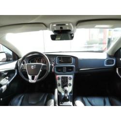 Volvo V40 2.0 D2 Ocean Race Bsn (leer,navi,panodak,xenon)