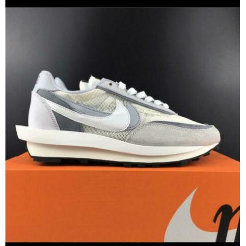 Nike x sacai waffle wolf grey grijs