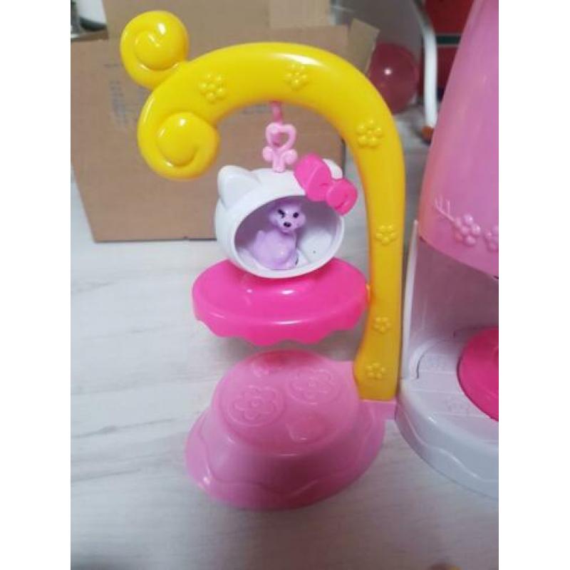 speelgoed huis peuter kleuter meisje hello Kitty hondjes