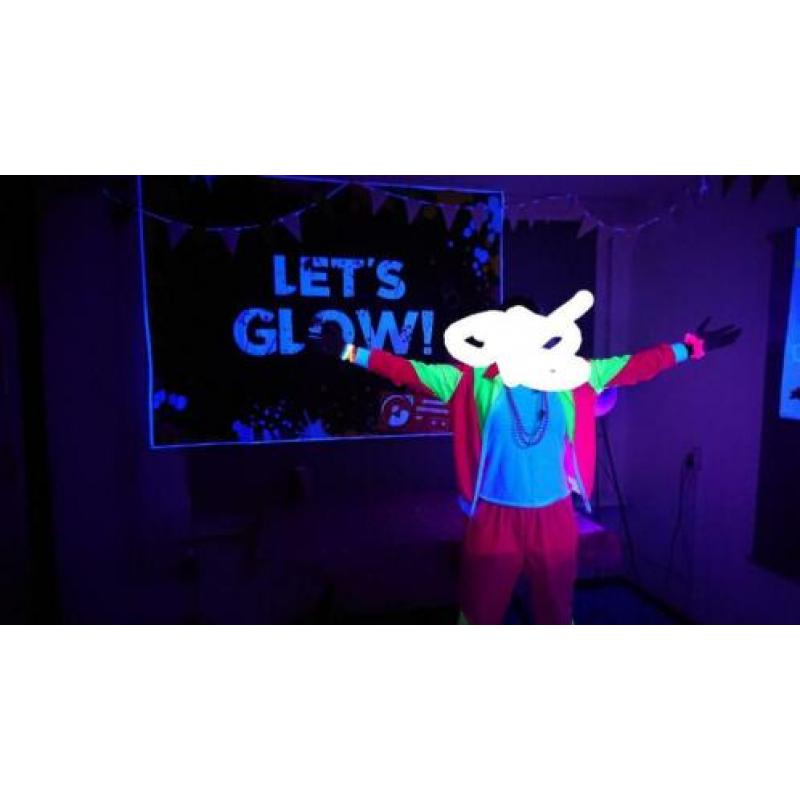 Accessoires voor neon party! Glow in the dark!