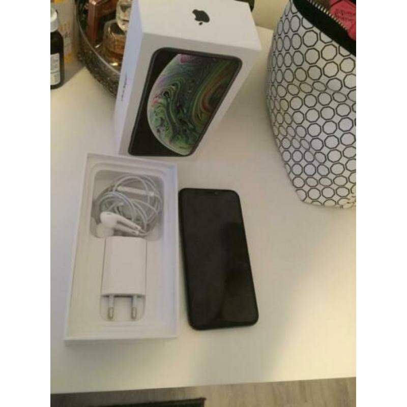 IPhone XS 64 GB