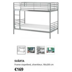 svarta stapelbed