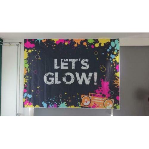 Accessoires voor neon party! Glow in the dark!