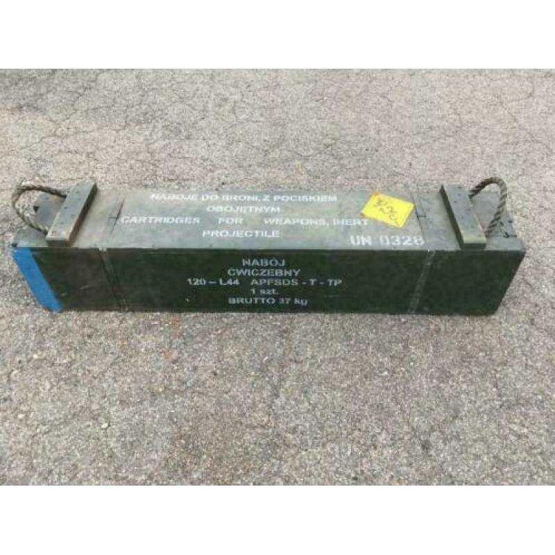 Legerkisten met huls van grote raket - patroon , decoratie