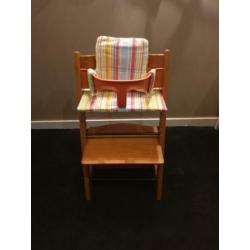 Stokke Tripp Trapp met baby set en kussentjes
