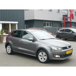 Volkswagen Polo 1.2 TSI Highline ,5 DeursAut-Airco,Zeer Mooi