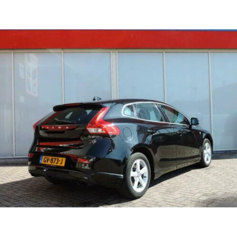 Volvo V40 2.0 D2 Ocean Race Bsn (leer,navi,panodak,xenon)