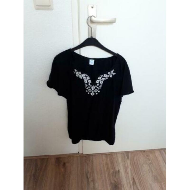 Diverse shirts maat M €1; per stuk