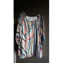 Vrolijke blouse/tuniek van Monroe & More maat 52