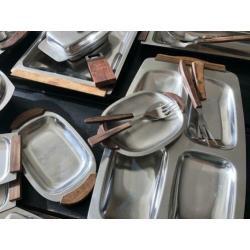 Grote set RVS schalen en bakjes