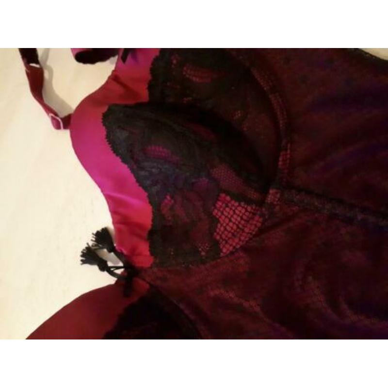 Valisere bustier met slip mt 80c
