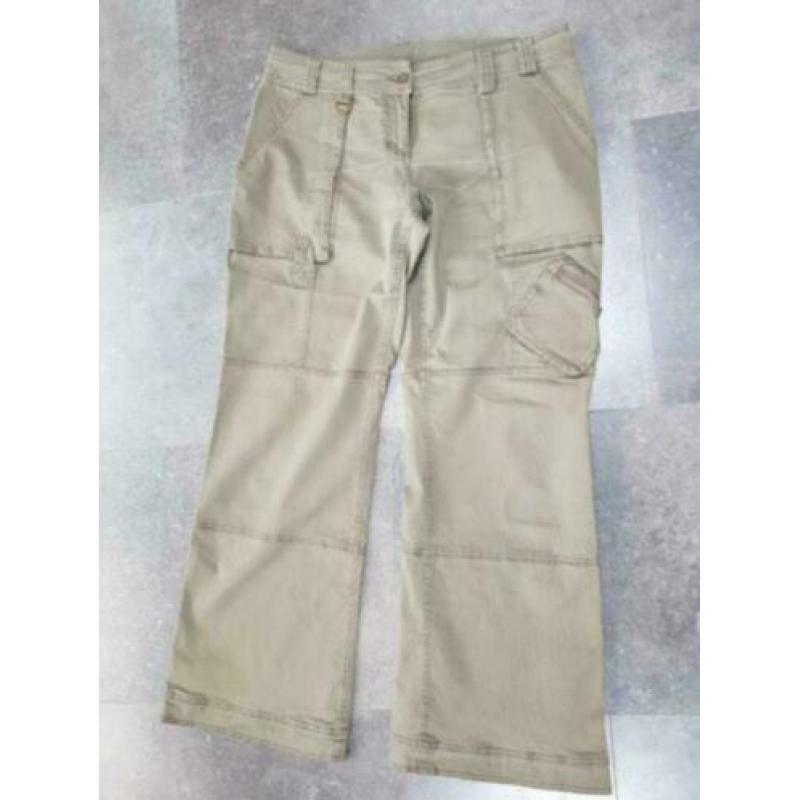 Q-style legergroene broek , maat 42