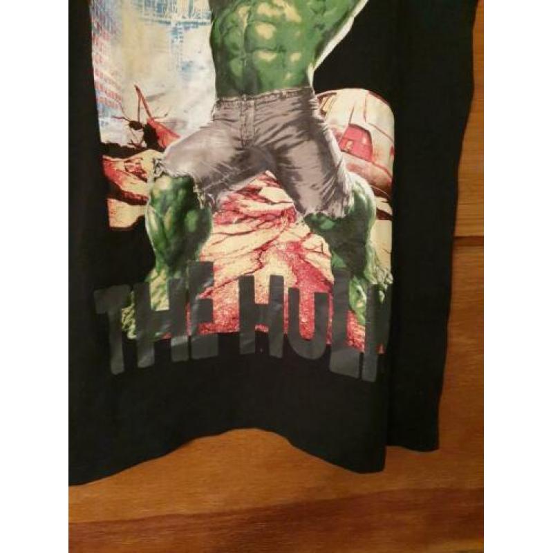 Leuk zwart kindershirt met de Hulk van Marvel H&M maat